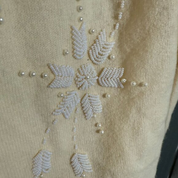 Vintage Montrose Sportswear Beaded Button Front Cardigan Sweater 42 Beige - Picture 5 of 11